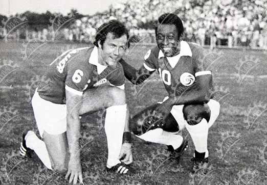 20 de junio de 1977 - Franz Beckenbauer y Pelé